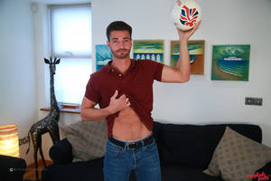 huge uncut cocks posing - EnglishLads