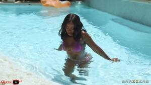 lesbian pool swingers - Brazzers] Skylar Snow, Elsie - Secret Lesbian Pool Party ~ 24xxx.Porn