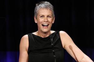 Celebrity Hermaphrodite Porn - Urban Legends: Is Jamie Lee Curtis a Hermaphrodite?