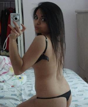 beautiful naked indian babes body - Indian hot sexy teen girl showing her hot body and capturing self naughty  photo with bra
