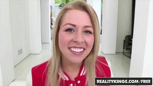 chris strokes zoey - RealityKings - Teens Love Huge Cocks - Chris Strokes Zoey Mo | xHamster