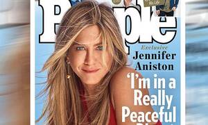 Courteney Cox Jennifer Aniston Anal Porn - Jennifer Aniston reveals she needed THERAPY to deal with family members  asking if she was pregnant | Daily Mail Online