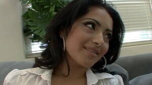 hairy brunette beautiful - Hairy beautiful brunette - XVIDEOS.COM