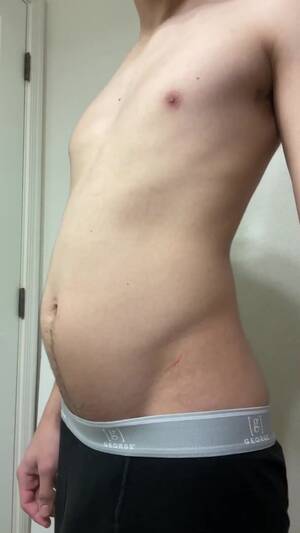 Gay Belly Inflation Porn - Water + Air belly inflation - ThisVid.com em inglÃªs