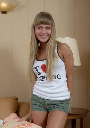 nestee shy - Nestee Shy