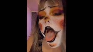 clown girl sucking dick - Free Clown Girl Blowjob Porn Videos from Thumbzilla