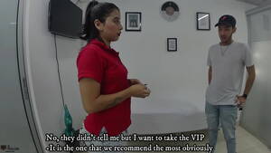 latina fucks at spa - Latina cachonda folla a sus clientes en su salÃ³n de SPA - Porno en espaÃ±ol  - XNXX.COM