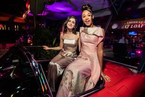 Laura Marano Anal Sex - Instagram and Vanity Fair Celebrate Hollywood's New Wave of Entertainer |  Vanity Fair