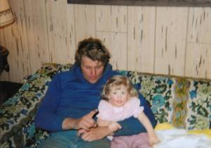 Mom Suspects Dad - What Melissa Moore's Childhood Was Like With a Serial Killer Father Photos  - ABC News