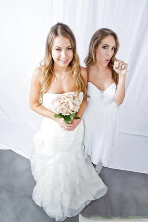 Naughty Lesbian Brides - Naughty America Kimmy Granger Porn Pics & Anal Sex Photos - AnalPics.com