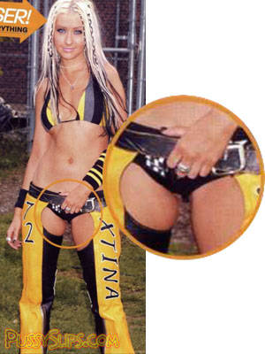 christina aguilera pussy fisting - Aguilera christina pussy slip Gay shower in chicago