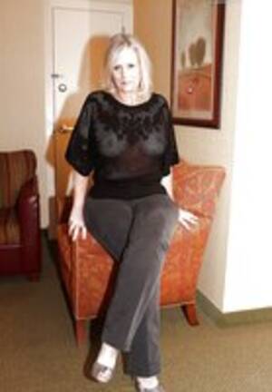 Hot Mature Granny Porn - MATURE GRANNY SUPER-SEXY - ZB Porn