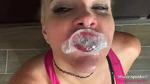 Cum Bubbles Porn - Blowing Cum Bubbles Before Swallow / featuring Spunky Savage - XVIDEOS.COM