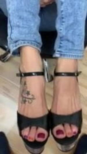 cum foot tattoo - Cum on Amazing tattooed feet in heels | xHamster