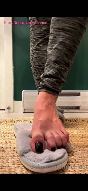 Fetish Slippers Porn - Watch Asian daughter Fluffy Slippers - Asian, Slippers, Fetish Porn -  SpankBang