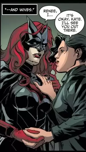 Dc Comics Lesbian Porn Cartoon - Who are some lesbian superheroes and supervillains in comic books? - Quora