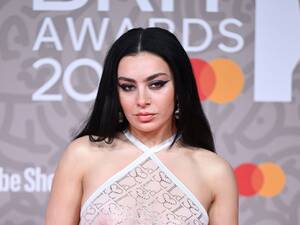 celeb see thru big nipples - 50 Best Celebrity Nip Slips - Celeb Nip Slips in Public