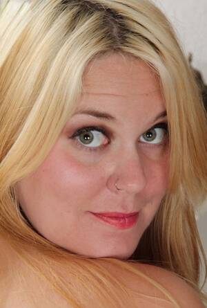 chubby face tits - Face BBW Porn Pics & Nude Pictures - AllPantyPics.com