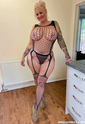 Daniella English Porn - Daniella English Pornstar Bio, Pics, Videos - YOUX.XXX