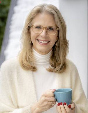 Adriana Sage Porn Stars Like - LINDSAY WAGNER: NOT AS BIONIC AS SHE USED TO BE â€“ Janet Charlton's  Hollywood, Celebrity Gossip and Rumors