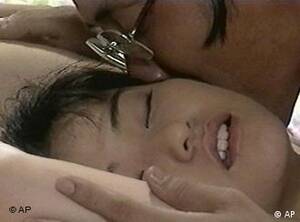 Korean Sleeping Porn - Germany Lifts Red Light on Televised Porn â€“ DW â€“ 12/19/2003