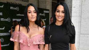 Bella Twins Porn Girl - Brie & Nikki Bella Shot Completely Naked Pregnancy Photos Together â€“  SheKnows