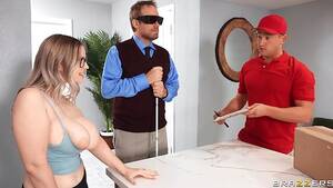 Hot Delivery Guy Porn - DELIVERY GUY PORN @ VIP Wank