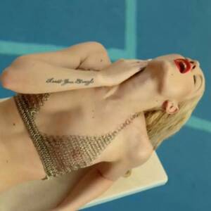 Iggy Azalea Tits Porn - Iggy Azalea naked and burlesque dancing in Change Your Life video (NSFW) -  Mirror Online