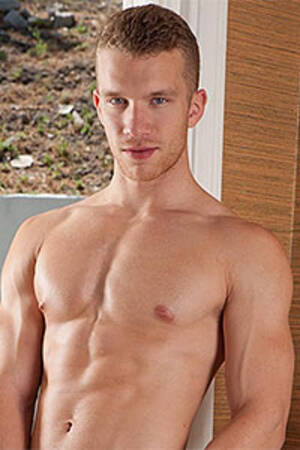 Jake Andrews Blowjob - CoolGayMovies - Jake Andrews videos