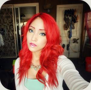 Bright Red Hair - Bright red hair <3
