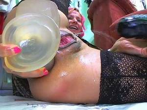 large double fisting pussies - double dildo,double fisting,fisting sex,mature squirt,sexy pussy stretching,