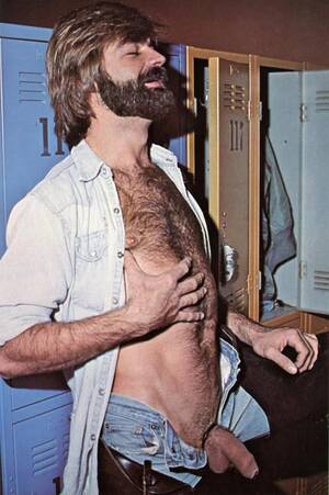 Bobs House Of Porn - Gay Vintage Porn - bath house - hot tub - locker room - Bob Blount - gay  porn star - 1970s - hairy - Locker 3 - Arena Publication - gay porn  magazine - series - 2 men - 11 images : r/gay_vintage