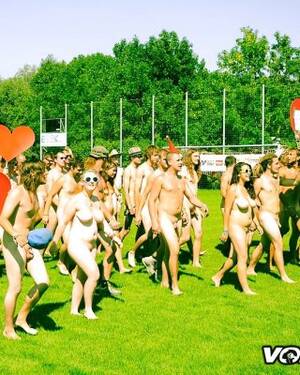 naked group in public - Naked Group Public Porn Pics - PICTOA