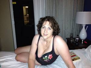 Mom Gives Me - Mom gives first blowjob. Bbw huge dick sex