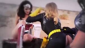 batgirl xxx shemale - Batgirl The Dark Lady Rises - XVIDEOS.COM