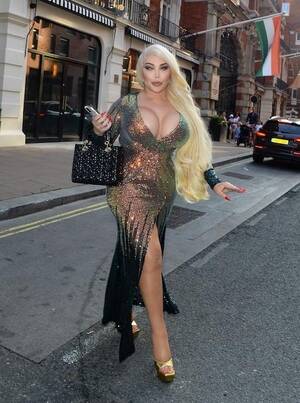 jurassic beauties brenda shemale - JESSICA ALVES WANTS A WOMB TRANSPLANT SO SHE CAN GIVE BIRTH! â€“ Janet  Charlton's Hollywood, Celebrity Gossip and Rumors