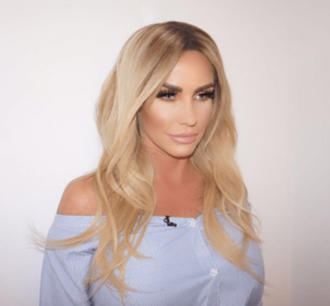 50 Something Porn Katie - Katie Price 'being investigated for revenge porn' after showing sex tape of  ex-husband to studio audience | Goss.ie