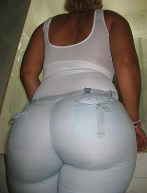big ass in tight pants - big booty in white pants