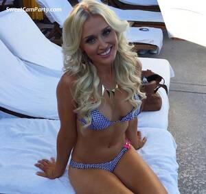 blonde bikini - Sexy Blonde Bikini Foto Porno - EPORNER