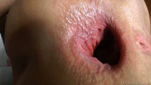 big white ass anal insertion - 