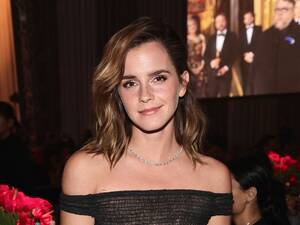 Model Emma Watson Porn Captions - Emma Watson Is Toned All Over Rocking A Naked Dress In Oscars Pics