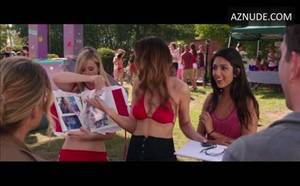 Elizabeth Gillies Lesbian Porn - ELIZABETH GILLIES in Vacation