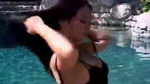 black girl asian girl threesome - Threesome with a black girl and an asian girl - XNXX.COM