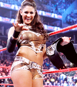 Eve Torres Porn - she looks good to me