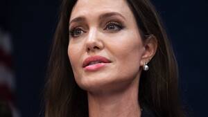 Angelina Jolie Real Blowjob - John Mayer's Angelina Jolie Blowjob Joke â€“ Socialite Life