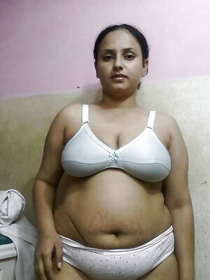 busty boobs indian prostitutes - Desi Doodwali Indian Prostitute Porn Pics-1 - Photo #6 / 6 @ x3vid.com