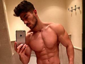 Muscle Master Porn - 1:44 PM - 29 Sep 2016