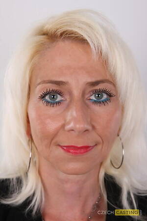 Alena Czech Casting Mature Porn - Czech Casting : Alena showing well-done shape