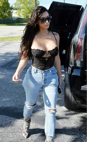 Falsies Porn - Khloe Kardashian, Sexy Outfits, Falsies, Madhuri Dixit, Slacks, Rihanna,  Nudes, Celebrity Style, Porn