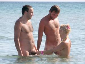 girls sucking cock on nude beach - My slut wife sucking cocks of strangers in public beach as 4k mateur porn  video leaked